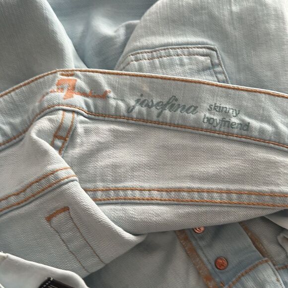 7 For All Mankind Josefina Skinny Boyfriend Lightwash Distressed Jean size 27 - Picture 8 of 11